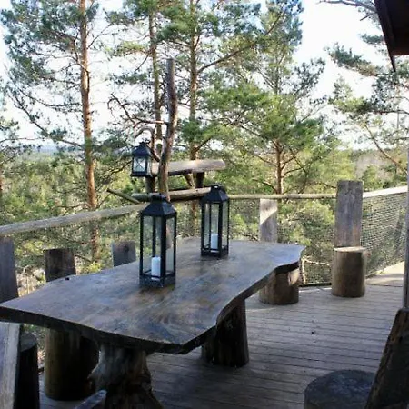 Tretopphytter Pa Grensen - Elghytta Med Robat Og Gjeddefiske Halden Extérieur photo